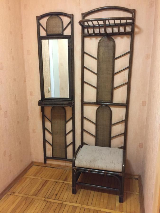 旅游酒店 罗夫诺 外观 照片